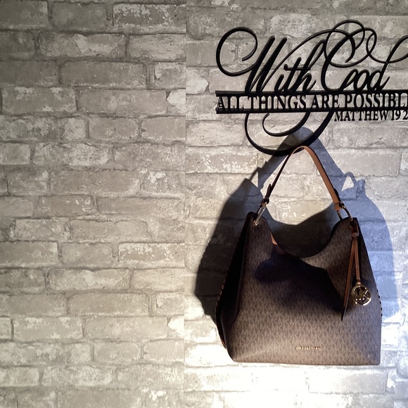 MICHEAL KORS, LARGE HOBO BAG, BROWN - Picture 1 of 7